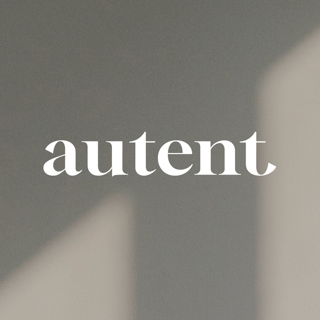 Autent logo on moody shadow background by Camilla Wedege