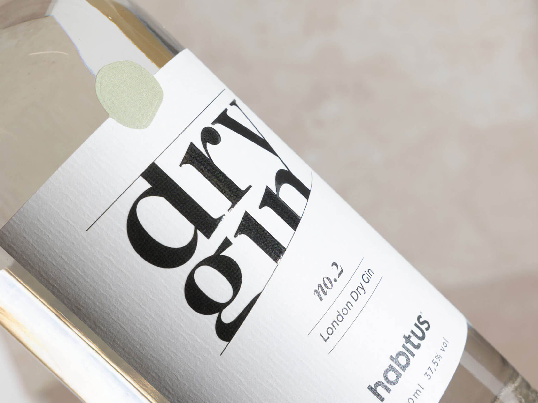 Habitus dry gin label design by camilla wedege